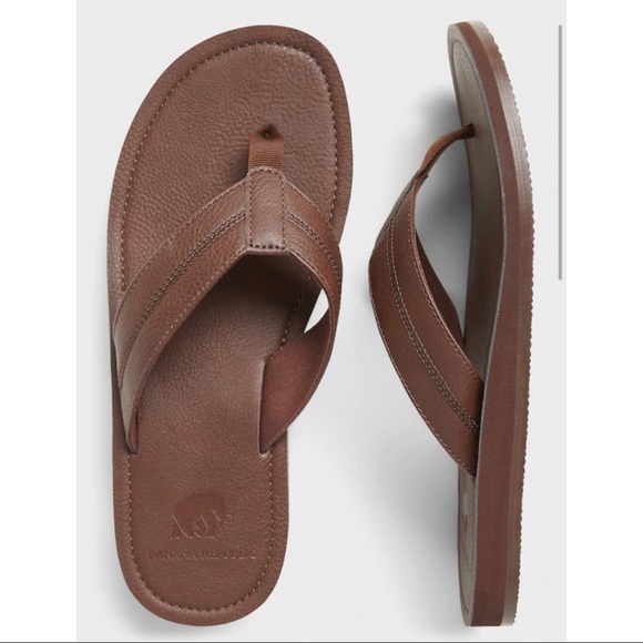 Banana Republic Other - Banana Republic Stitched Leather Sandals
